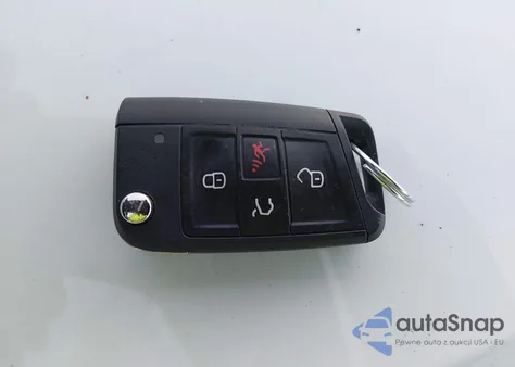 2019 Volkswagen Jetta 1.4T R-Line/1.4T S/1.4T Se из США, поврежденный, VIN 3VWC57BUXKM230732